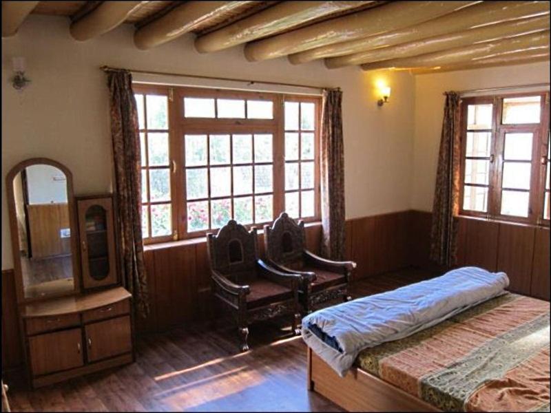 Gangs-Shun Homestay Лех Экстерьер фото